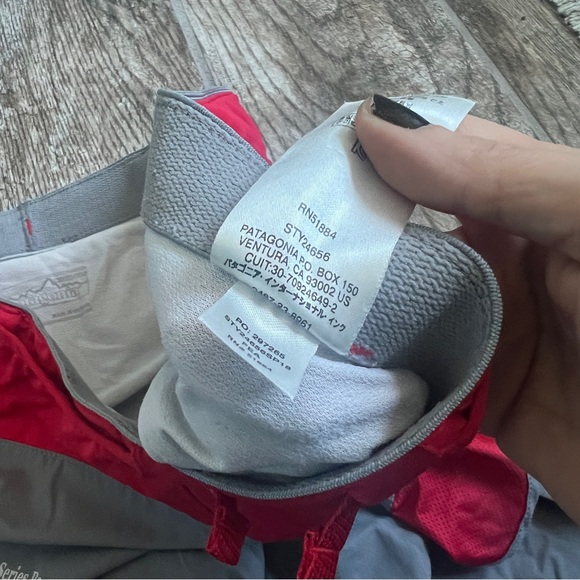 Patagonia Strider Pro Running Shorts. Red and Gray. Women’s Size M - Picture 8 of 13